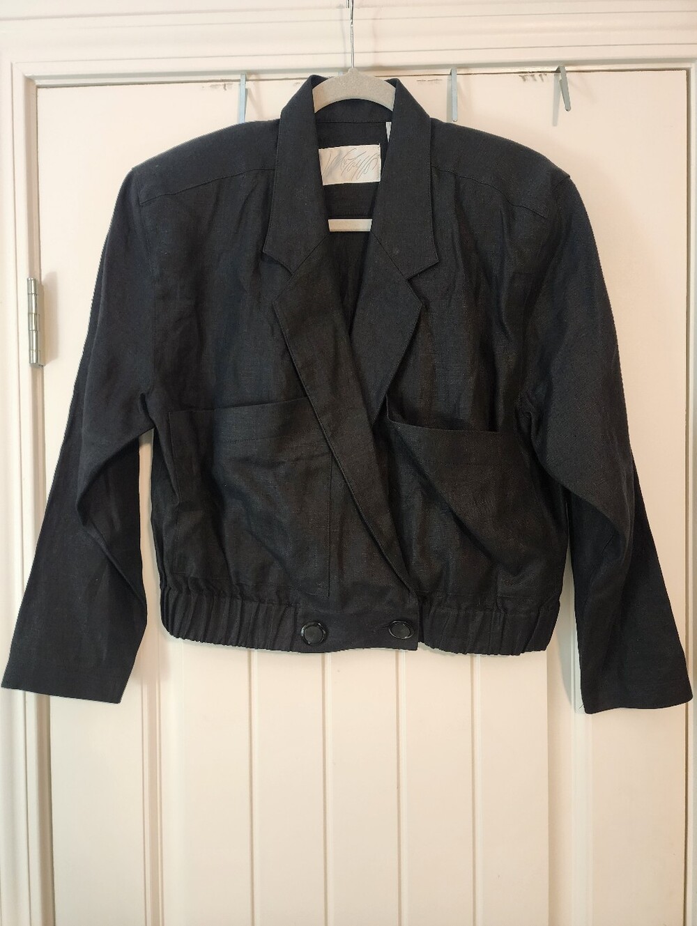 Lord & Taylor Black Women's Cropped Tailored Jacket Sz 6 100% Linen Quiet Luxury